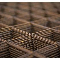 Bouwstaalmat naturel 6mm mw 15 3x2meter
