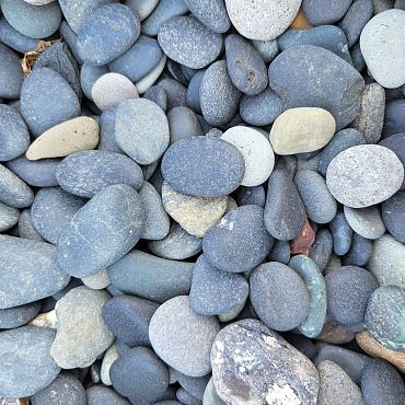 Castle Black grind 16-25mm in bigbag 1m³ (ca.1500kg) Beach Pebbles