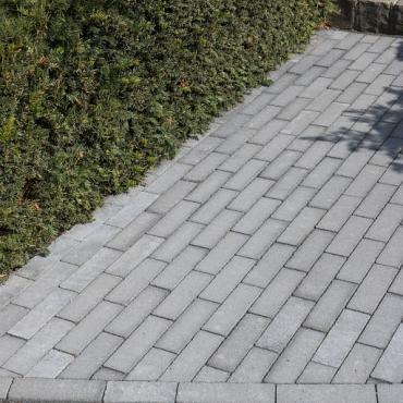 <p>SB-1963 betonklinker getrommeld 21x7x8cm ★★★☆☆</p>