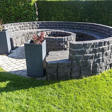 <p>SB-2051 beton muurblok  24/17x15x10cm ★☆☆☆☆</p>