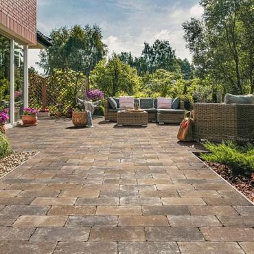 <p>SB-2405 betonklinker getrommeld 15x22,5x8cm ★☆☆☆☆</p>