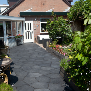 <p>SB-2798 betontegel organic   ★★★☆☆</p>