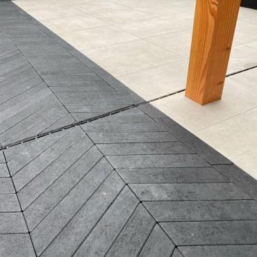 <p>SB-23775 betonklinker  8x40x8cm ★★☆☆☆</p>