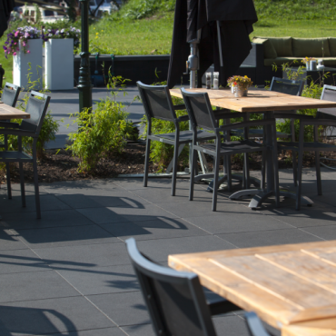 <p>SB-2873 betontegel   60x60x4cm ★★★☆☆</p>