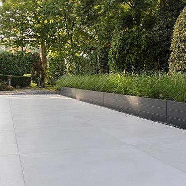 Bloembak - ANTRACIET 120x120x28 cm